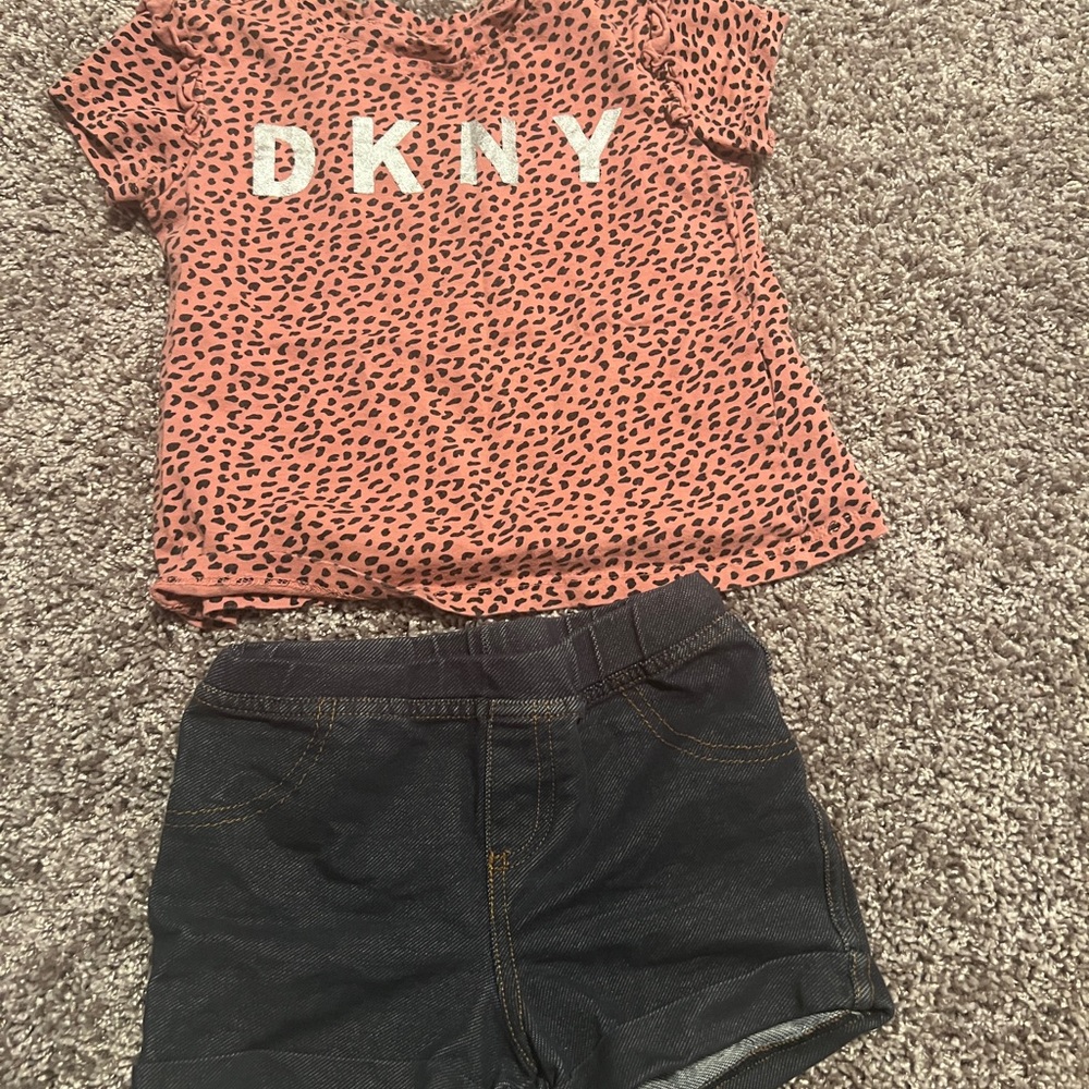 Toddler clothes size 4T